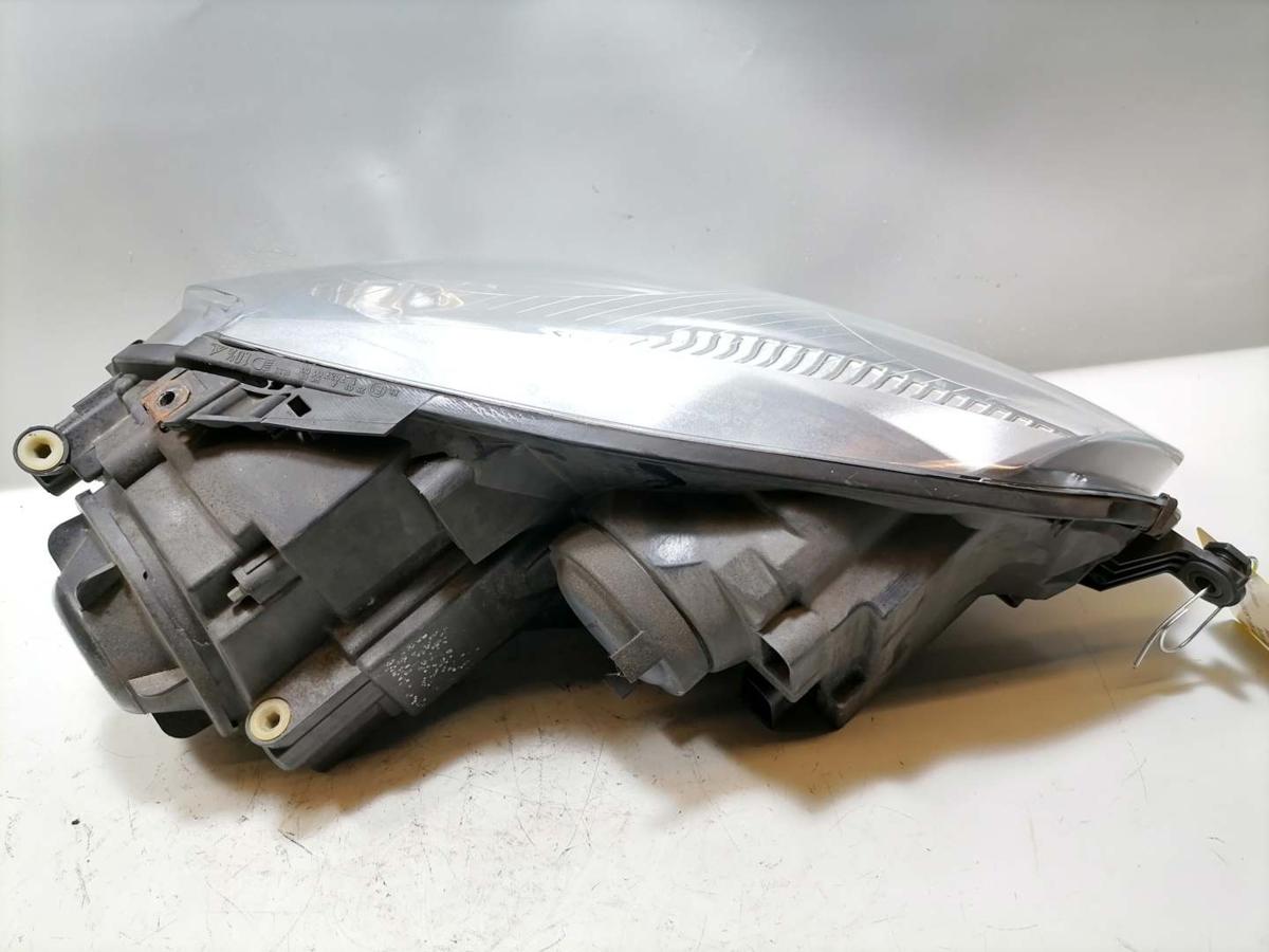 VW Golf V original Scheinwerfer vorn links Halogen Bj.2004